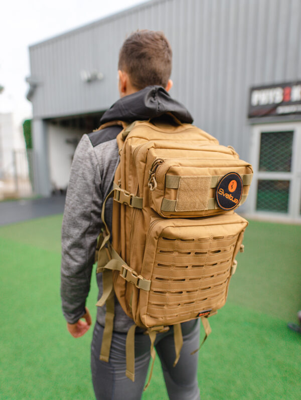 Sveltus Sac à dos training 45L camel – Image 3