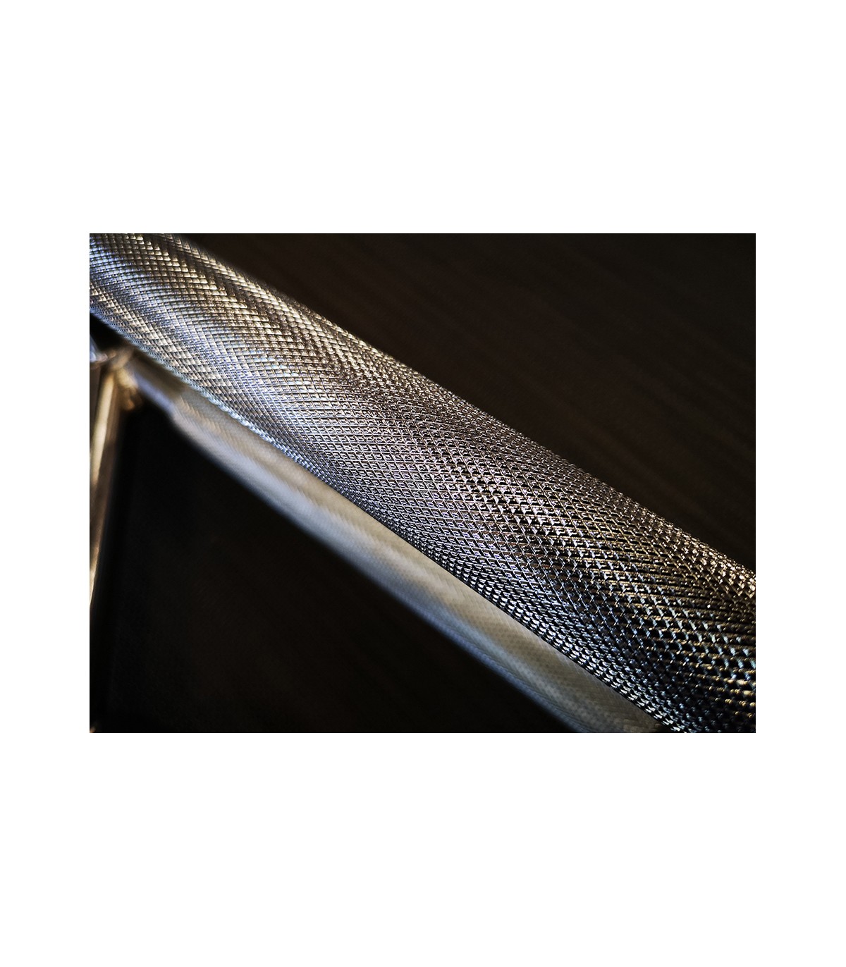 Sveltus Trap Barre Olympique 180 cm - 26 kg + 2 Stop-Disques – Image 2